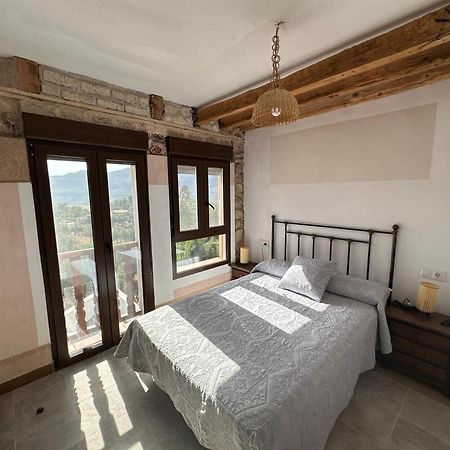 Casa Rural Torremontero Apartamentos Орнос Экстерьер фото