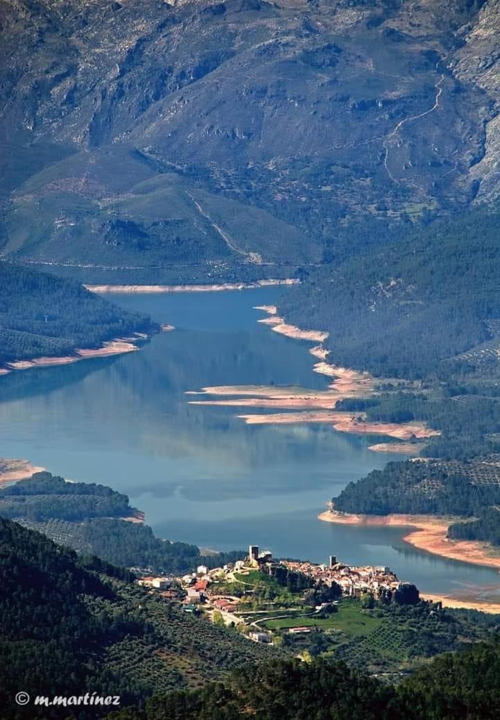 Casa Rural Torremontero Apartamentos Орнос Экстерьер фото