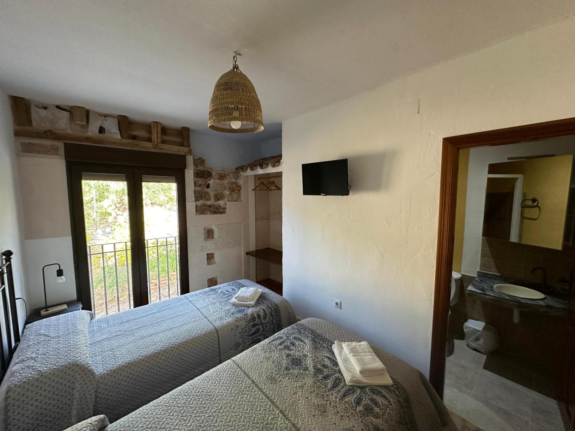 Casa Rural Torremontero Apartamentos Орнос Экстерьер фото