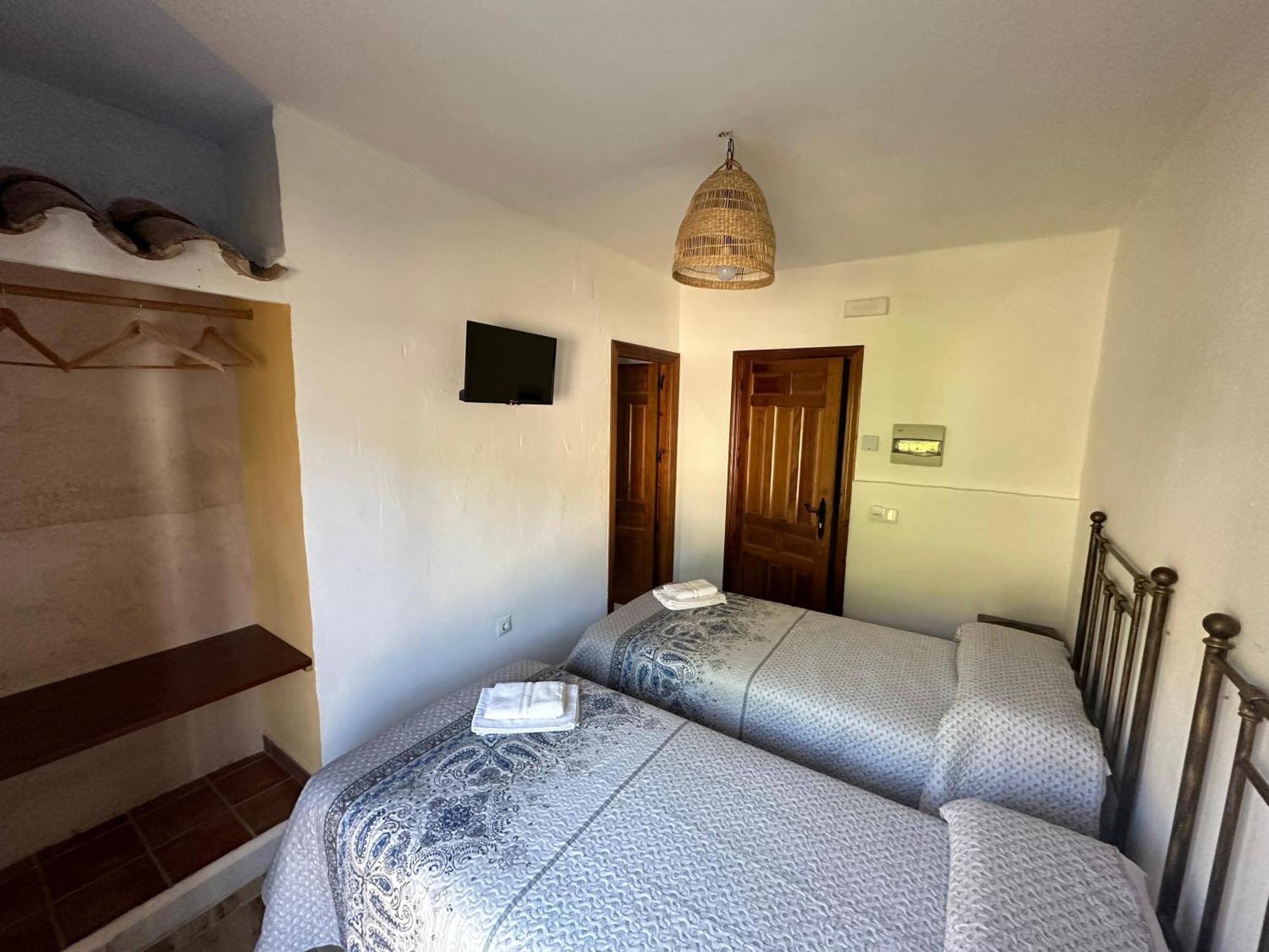 Casa Rural Torremontero Apartamentos Орнос Экстерьер фото